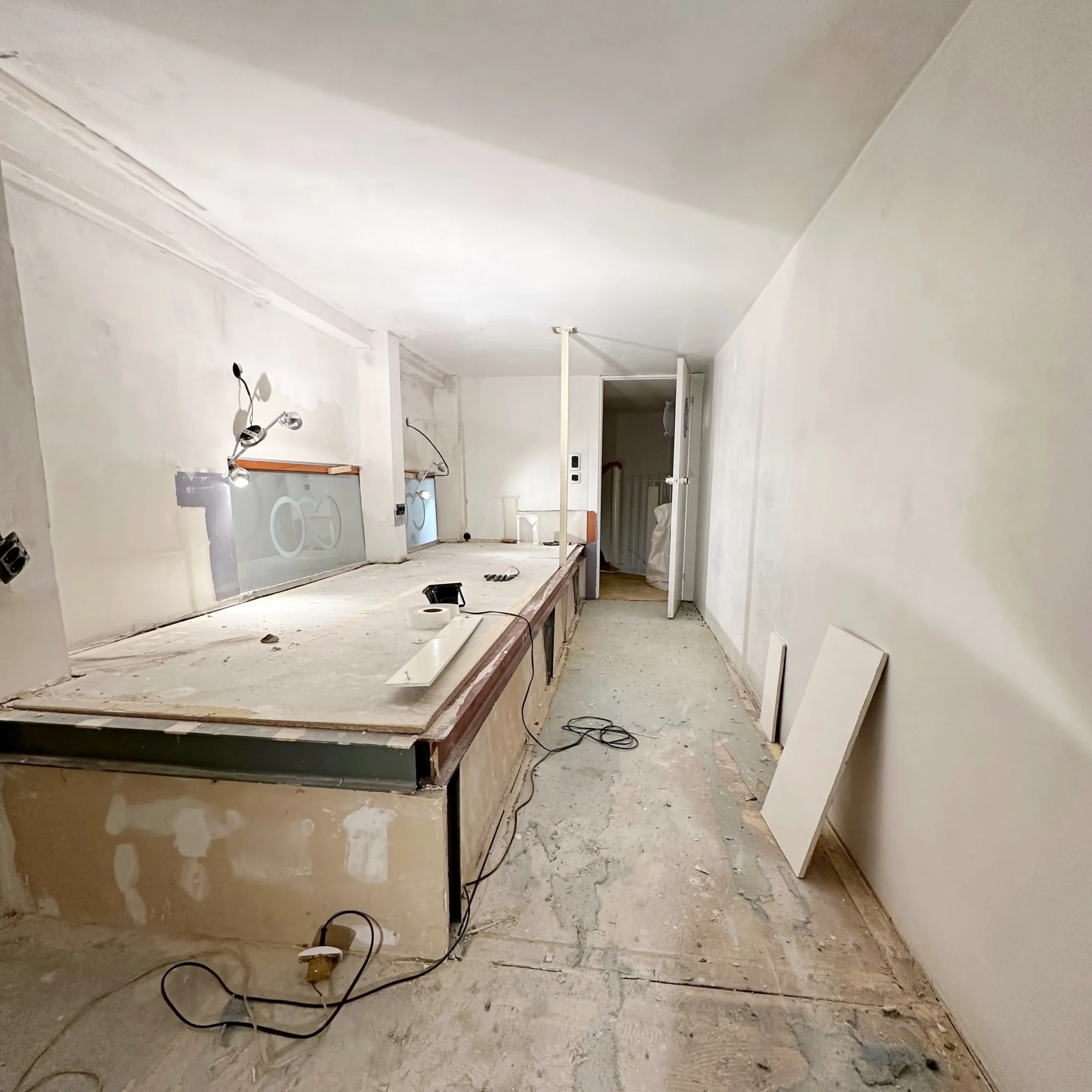 Rénovation d’une agence immobilière agence 8